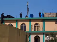 EI confessa “ataque suicida” à mesquita xiita do Paquistão; pedágio agora 36