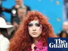 Chappell Roan abandona a agência de talentos Casey Wasserman após Epstein registrar revelações