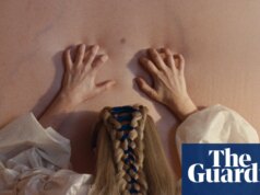 O público do Reino Unido desmaia com o Morro dos Ventos Uivantes enquanto o filme arrecada £ 7,7 milhões no fim de semana do Dia dos Namorados