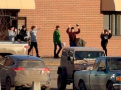 Morning Digest: Centro planeja diretrizes para livros do pessoal de defesa; Jovem de 18 anos identificado como suspeito de tiroteio em escola canadense e muito mais