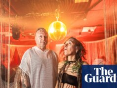 ‘As pessoas finalmente puderam me ouvir’: como uma cantora italiana perdeu a voz – e a recuperou gritando