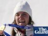 Breezy Johnson abraça a beleza e a loucura do downhill para ganhar o ouro olímpico