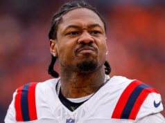 Stefon Diggs processado dias antes da aparição no Tremendous Bowl