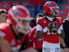 Relatórios: Ex-Florida QB Jaden Rashada resolve processo NIL