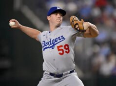 Dodgers recontratam RHP Evan Phillips para contrato de um ano