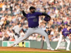 Relatórios: Padres concordam em acordos com RHP German Marquez, Griffin Canning