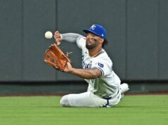 Relatórios: Mets assinando OF MJ Melendez