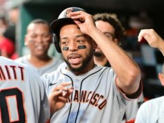 Relatórios: Dominic Smith assina contrato de liga secundária com o Braves