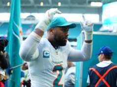 Relatórios: Golfinhos liberando edge rusher Bradley Chubb