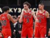 Josh Giddey dos Bulls e Tre Jones provavelmente retornarão contra Raptors