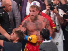 Jake Paul faz uma segunda cirurgia na mandíbula dois meses após a luta