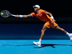 Resumo ATP: Felix Auger-Aliassime defende título e bate recorde canadense