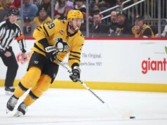 Pinguins e senadores cheios de confiança em meio a fortes corridas