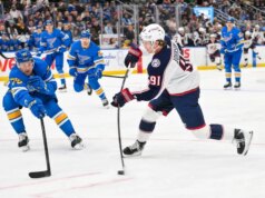 Blue Jackets amplia sequência de vitórias com ultrapassagem dos Blues