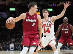 Bulls short-handed, Warmth pronto para a terceira rodada