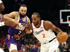 Torrid Clippers enfrenta Sixers em ascensão repentina
