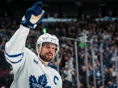 Auston Matthews é nomeado capitão olímpico de hóquei dos EUA