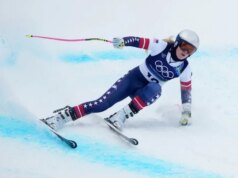 Relatório: Lindsey Vonn saiu do hospital, retornando aos EUA