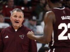 Ja’Kobi Gillespie lidera o Tennessee na derrota do estado do Mississippi