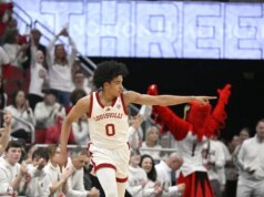 Mikel Brown Jr. empata recordes de jogo único enquanto o número 24 de Louisville esmaga o NC State