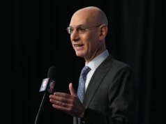 Relatórios: NBA planeja adicionar regras anti-tanque na próxima temporada