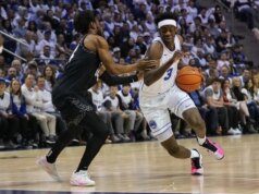 Robert Wright III marca 39 pontos enquanto o número 22 da BYU supera o Colorado no OT