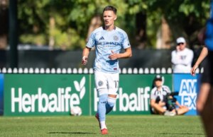 Nova York se recupera em empate agressivo contra Los Angeles