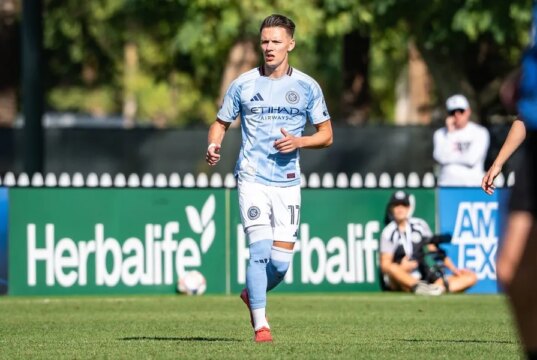 Nova York se recupera em empate agressivo contra Los Angeles