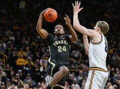Nº 13, Purdue, mantém Iowa sob controle e rumo à vitória