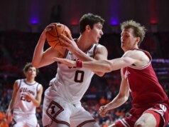 Esforço de recuperação impulsiona o 10º lugar em Illinois antes da visita à USC