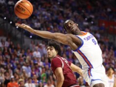 O tamanho imponente do número 12 da Flórida pode representar problemas para Ole Miss