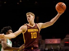 Minnesota com poucos jogadores ainda lutando, recebe Rutgers