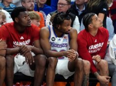 Reforçado pela profundidade, o número 8 do Kansas dá as boas-vindas ao crescimento de Cincinnati