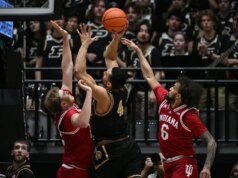 Nº 7 do equilíbrio de Purdue, rival de afundamento de tiro quente Indiana