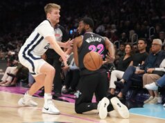 Warmth vence em grande para continuar a miséria dos Grizzlies