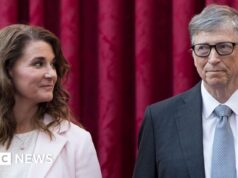 Melinda French Gates diz que o ex-marido Invoice tem perguntas a responder sobre Epstein
