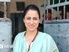 O professor que ganhou US$ 1 milhão por transformar favelas da Índia em salas de aula ao ar livre