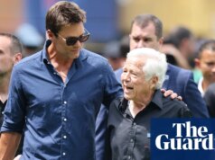 Tom Brady reverte o curso após reação e agora quer que os Patriots ganhem o Tremendous Bowl