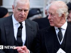 Legisladores dos EUA dizem à BBC que Andrew deveria testemunhar sobre os arquivos de Epstein