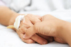 Tribunal superior da Espanha rejeita tentativa do pai de impedir a eutanásia da filha