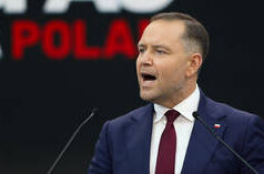 Polónia abandona curso de ‘formação de género’ para militares