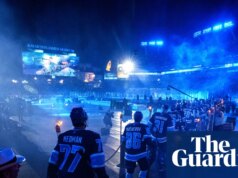 Fãs atacam a NHL ‘sem lessons’ por reduzir a doação de câncer em US $ 800.000 após tiro perdido
