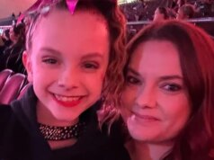 Torça para a mãe que supostamente matou a filha em assassinato e suicídio e teve problemas de custódia no passado