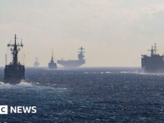 Dois navios da Marinha dos EUA colidem perto da América do Sul