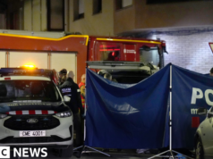 Cinco jovens morrem em incêndio em prédio de apartamentos na Espanha