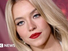 Chefe da placa de Hollywood diz que CGI foi usado como parte da façanha do sutiã Sydney Sweeney
