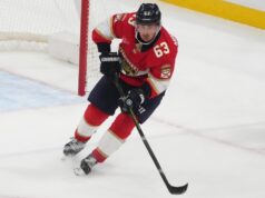 NHL Roundup: gol de Marchand nos pênaltis leva Panthers sobre Bruins