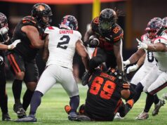 Winnipeg Blue Bombers reforçam sua linha ofensiva com a contratação do ex-Lion Broxton