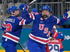 Rodada olímpica de hóquei feminino: seleção dos EUA derrota a Tcheca