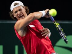 Draxl leva o Canadá à vitória sobre o Brasil na partida decisiva das eliminatórias da Copa Davis